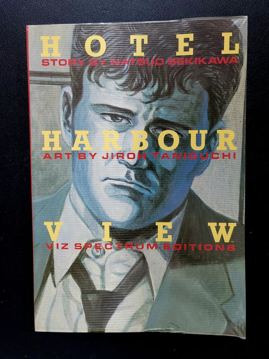 Hotel Harbour View Soft Cover 1990